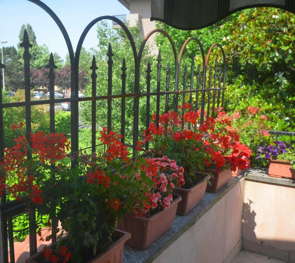 Villa Marisa Павія Екстер'єр фото